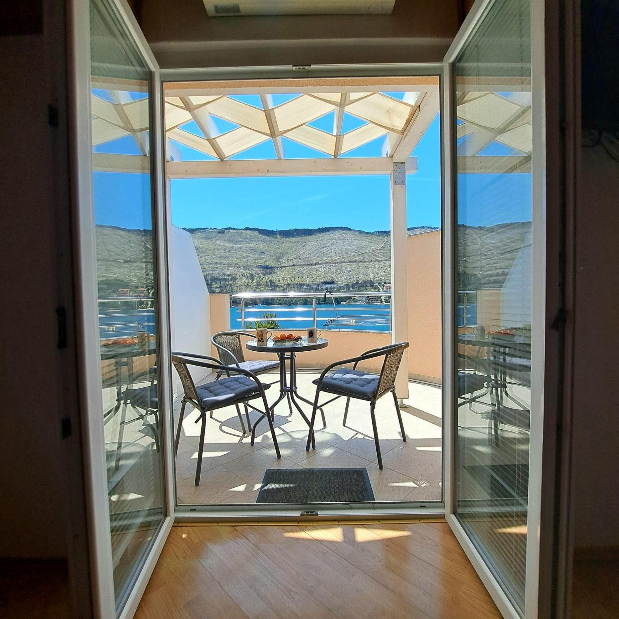 Open Sea Apartmani Grebaštica エクステリア 写真